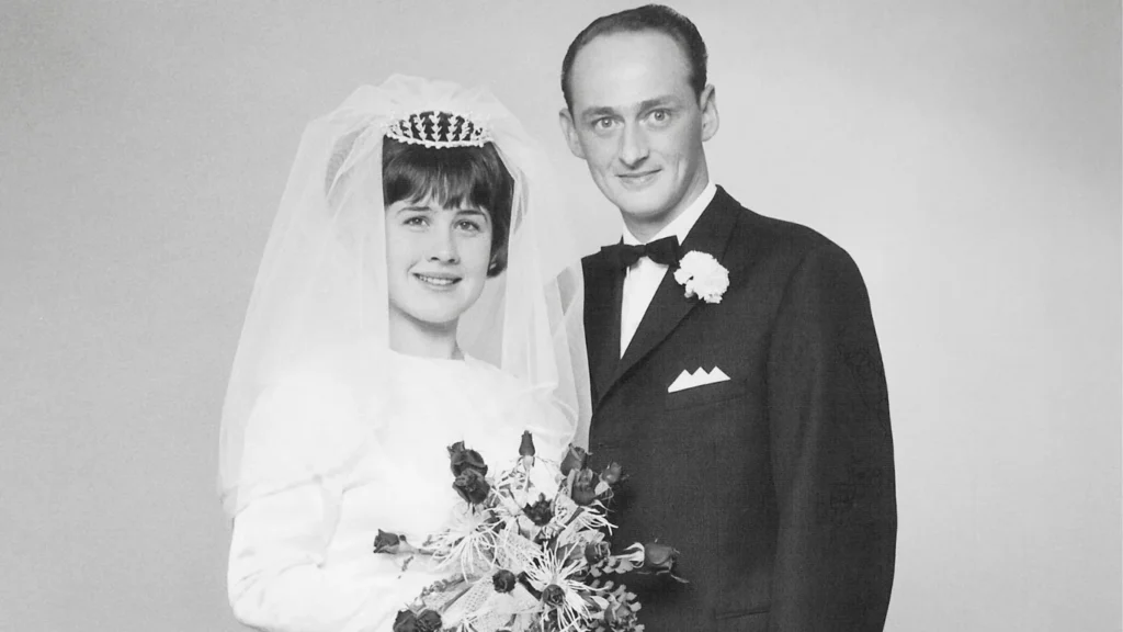 Reviving Romance: Classic Courtship Tips from Grandma That Still Work Wonders!